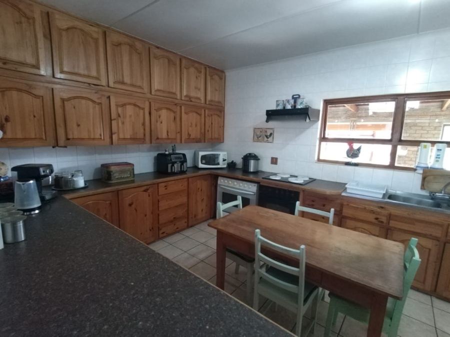 4 Bedroom Property for Sale in Albertinia Western Cape